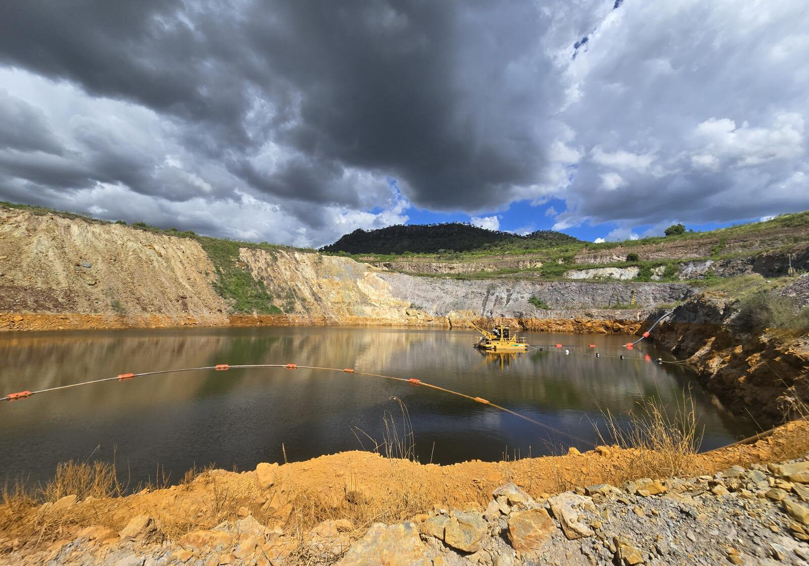Pontoon-Dewatering
